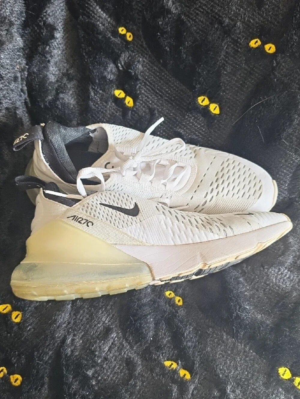 PRELOVED Nike Men’s Air Max 270 White with Black Swoosh Sneakers